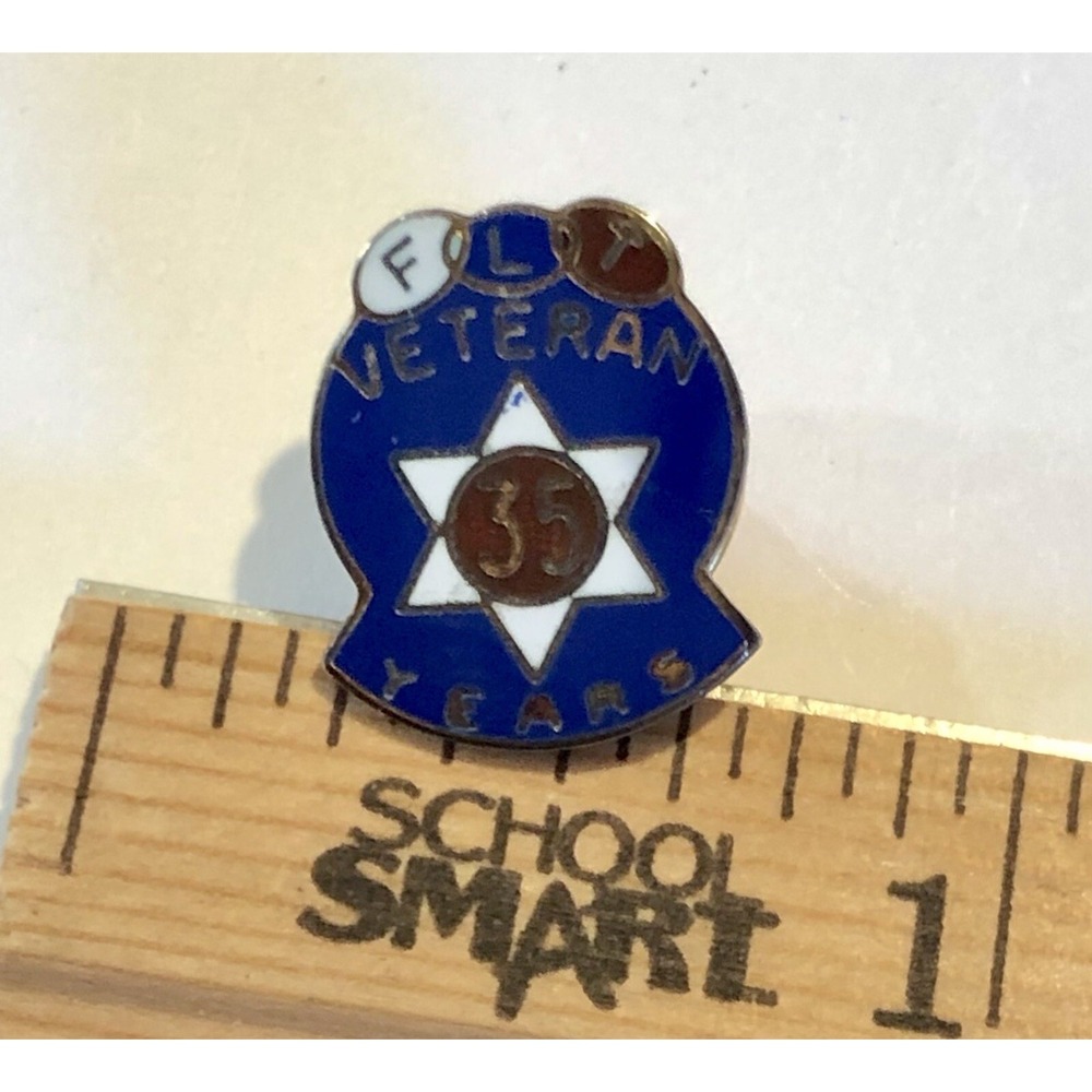 RARE Vintage FLT VETERAN 35‎ Years Odd Fellows Anniversary Specialized Lapel Pin